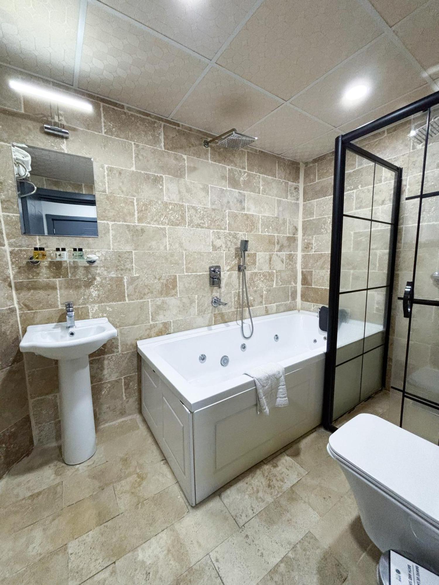 Whitestone Hotel Nevsehir Exterior photo